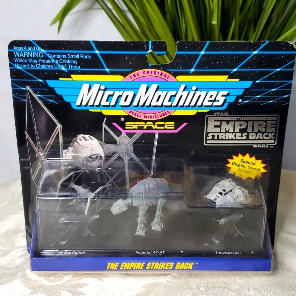 New STAR WARS Figures